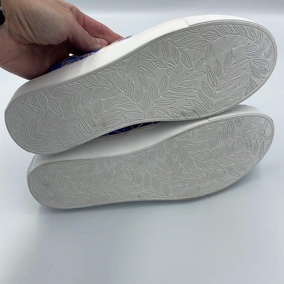 Lilly Pulitzer Women Sneaker Slip on Shoe SZ 7 Blue/Pink - Picture 10 of 12